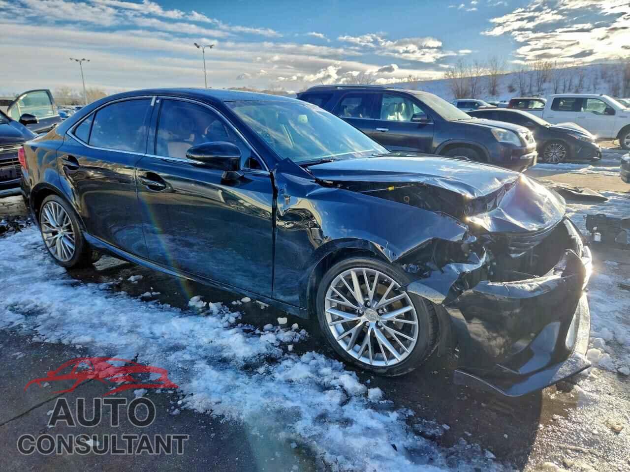 LEXUS IS 2015 - JTHCF1D27F5018177