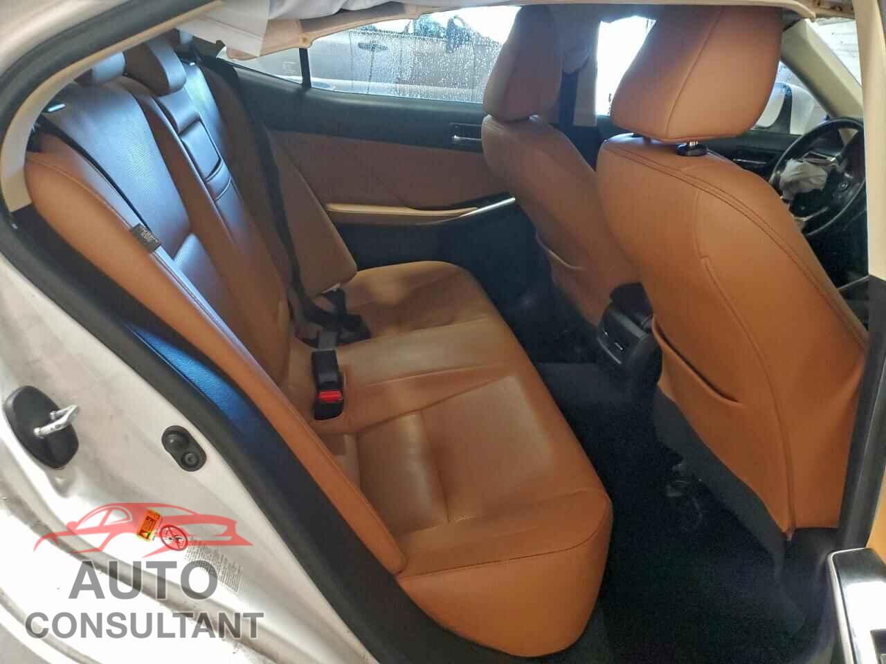 LEXUS IS 2014 - JTHCF1D29E5013139