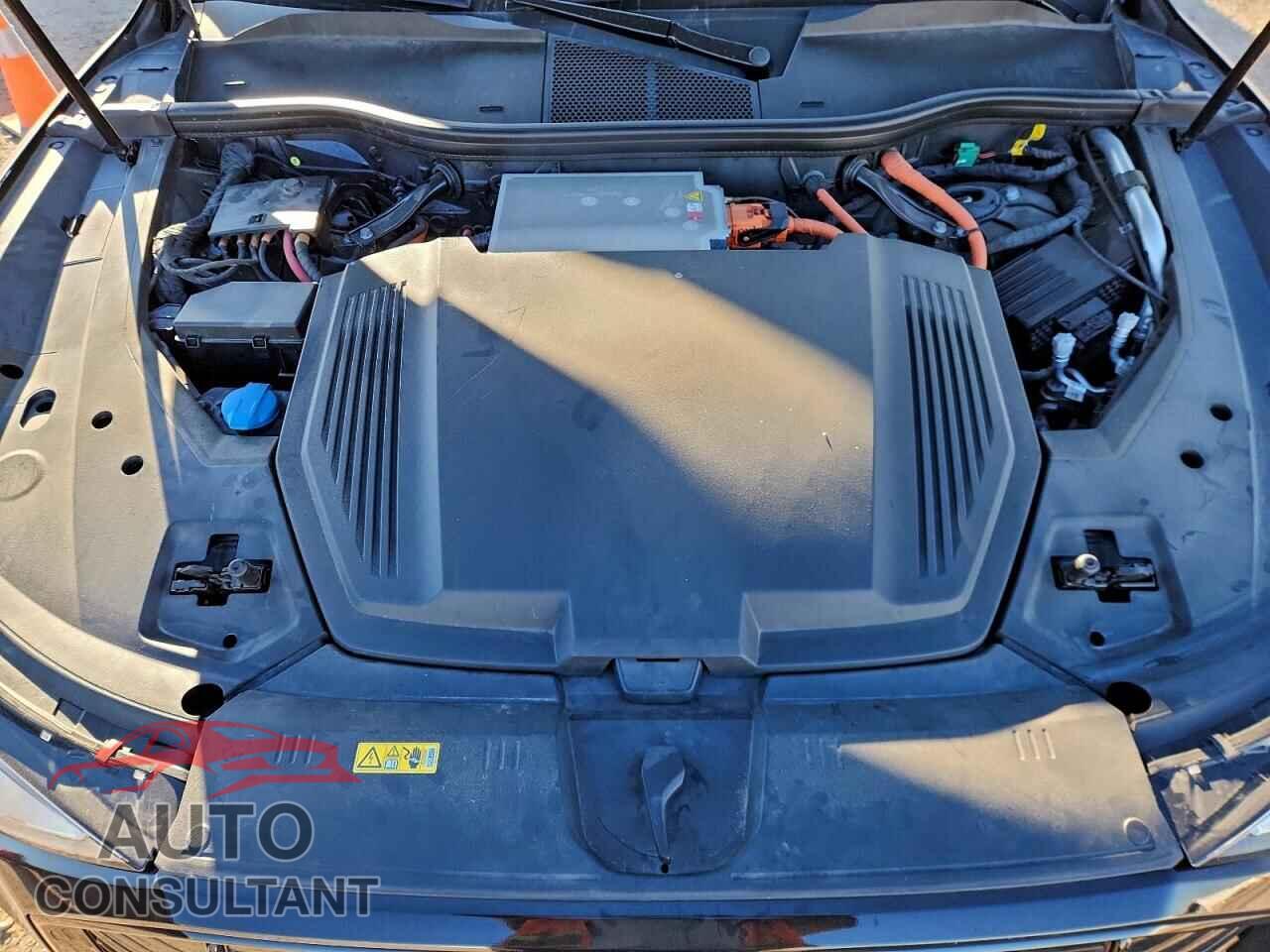 AUDI E-TRON 2021 - WA13AAGE2MB024726