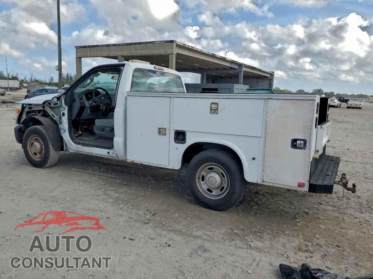 FORD F250 2012 - 1FTBF2A68CEB84360