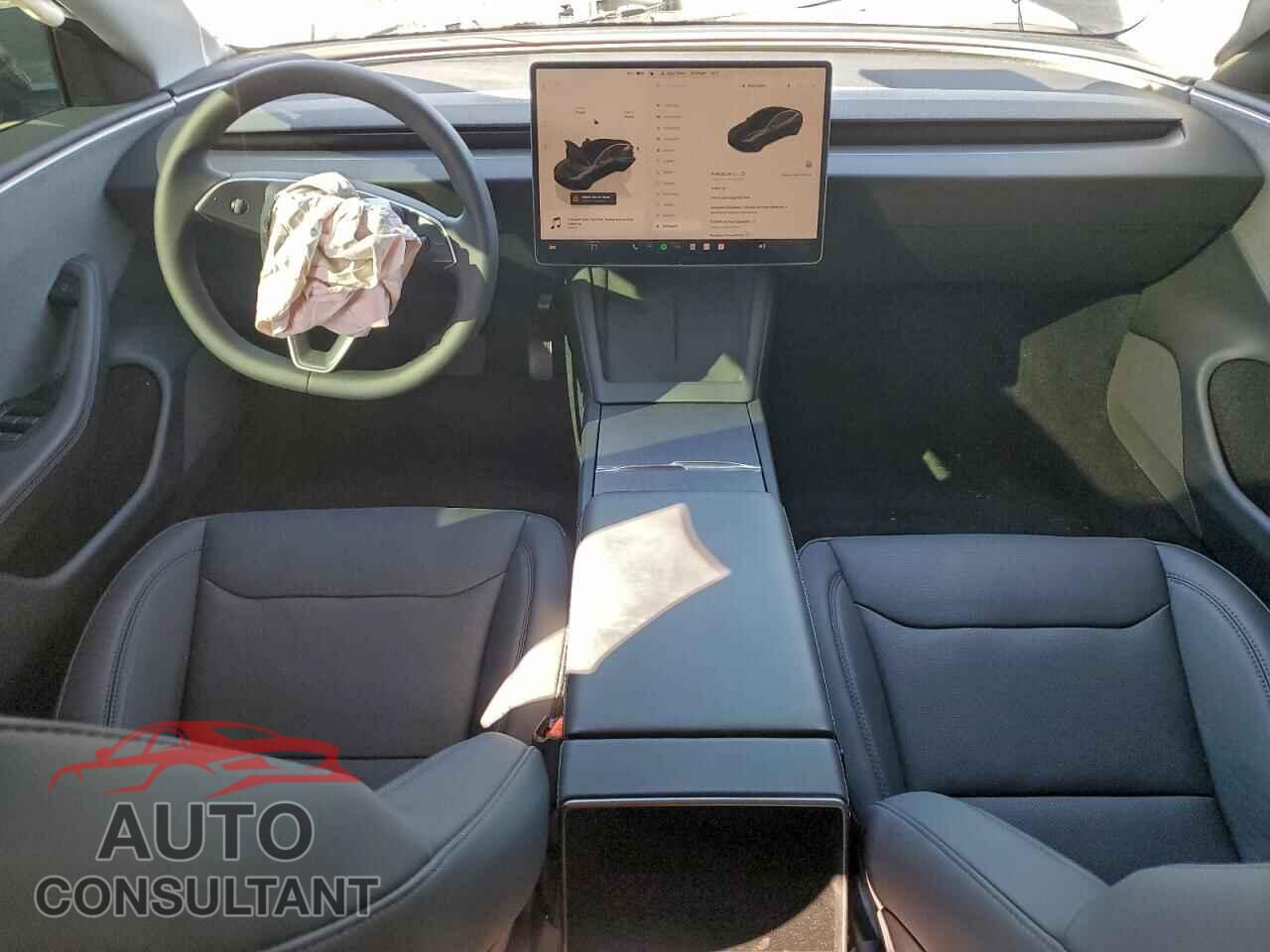 TESLA MODEL 3 2025 - 5YJ3E1EA2SF047444