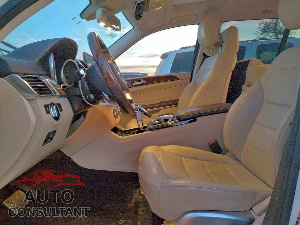MERCEDES-BENZ GLS-CLASS 2018 - 4JGDF7DE7JB024263