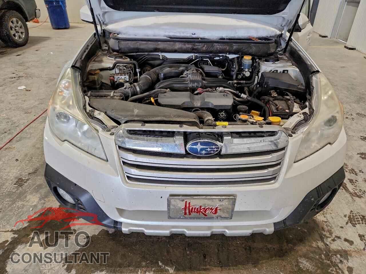 SUBARU OUTBACK 2013 - 4S4BRCLC9D3300299