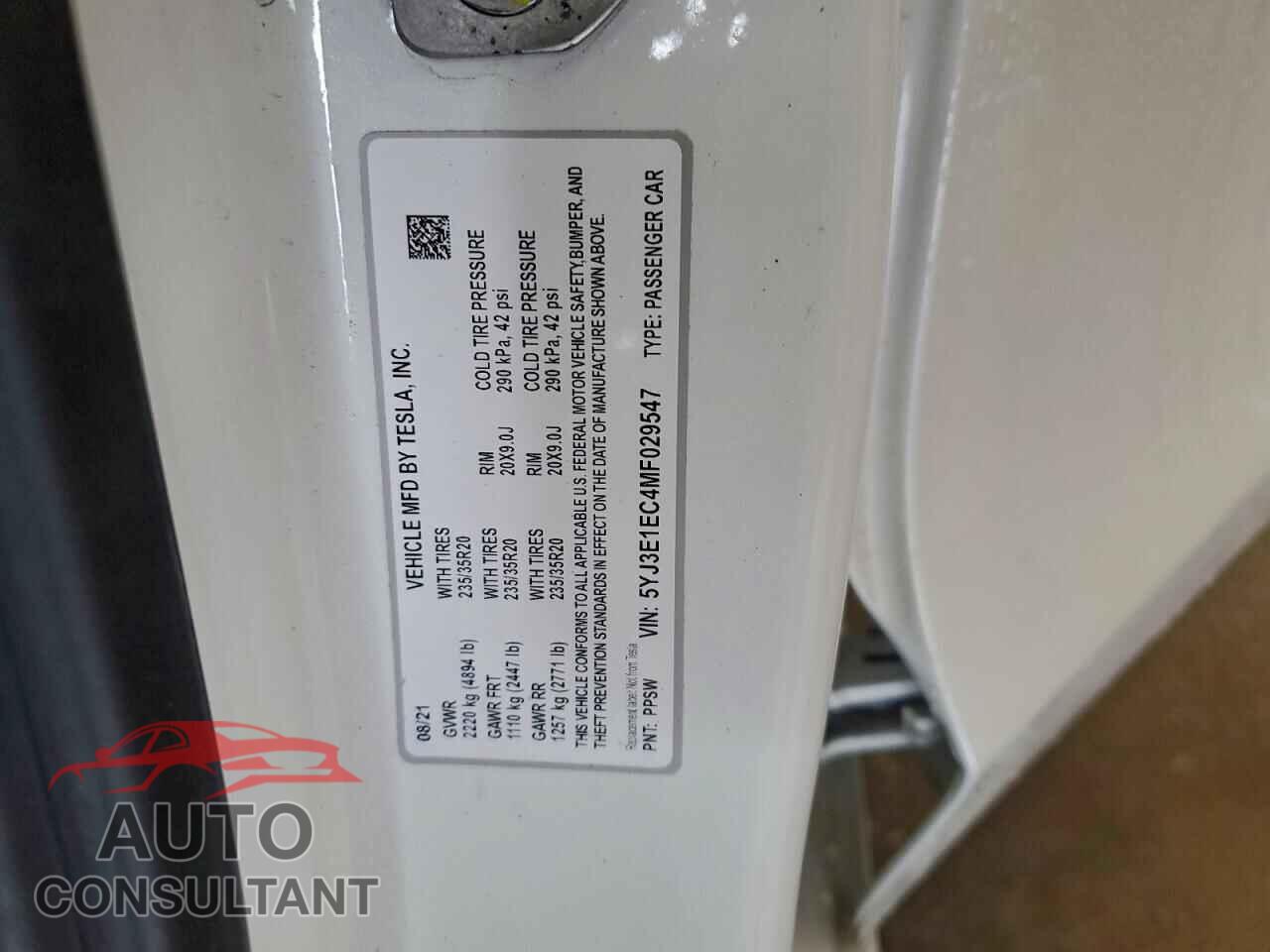 TESLA MODEL 3 2021 - 5YJ3E1EC4MF029547