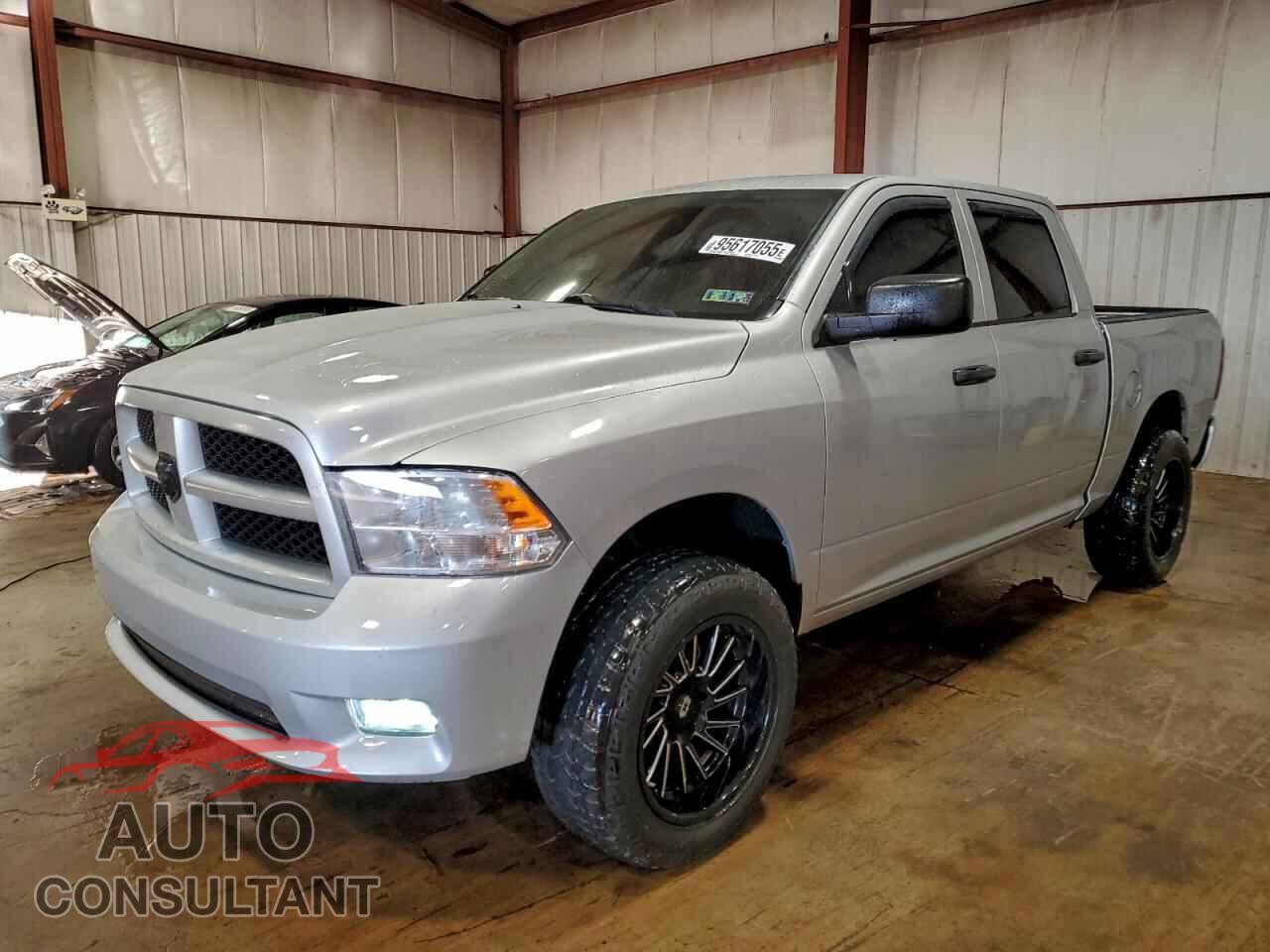 DODGE RAM 1500 2012 - 1C6RD7KT2CS342304