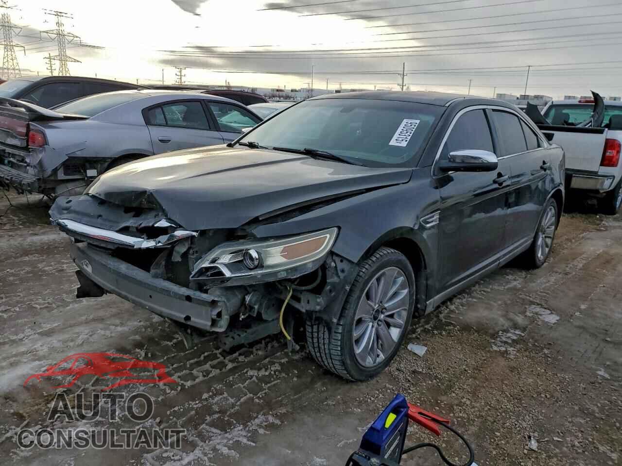 FORD TAURUS 2011 - 1FAHP2FW4BG122205