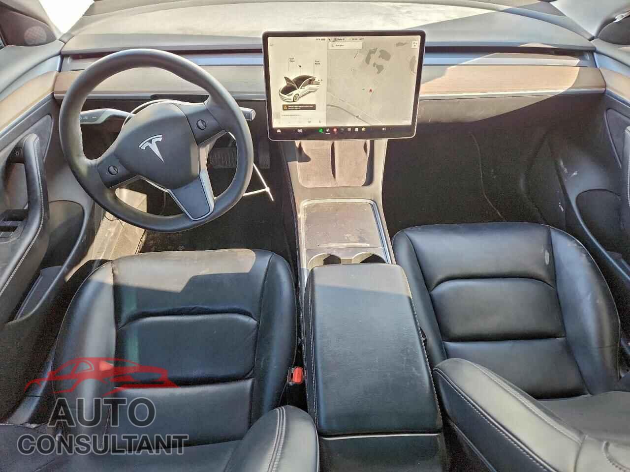 TESLA MODEL 3 2021 - 5YJ3E1EB8MF975271