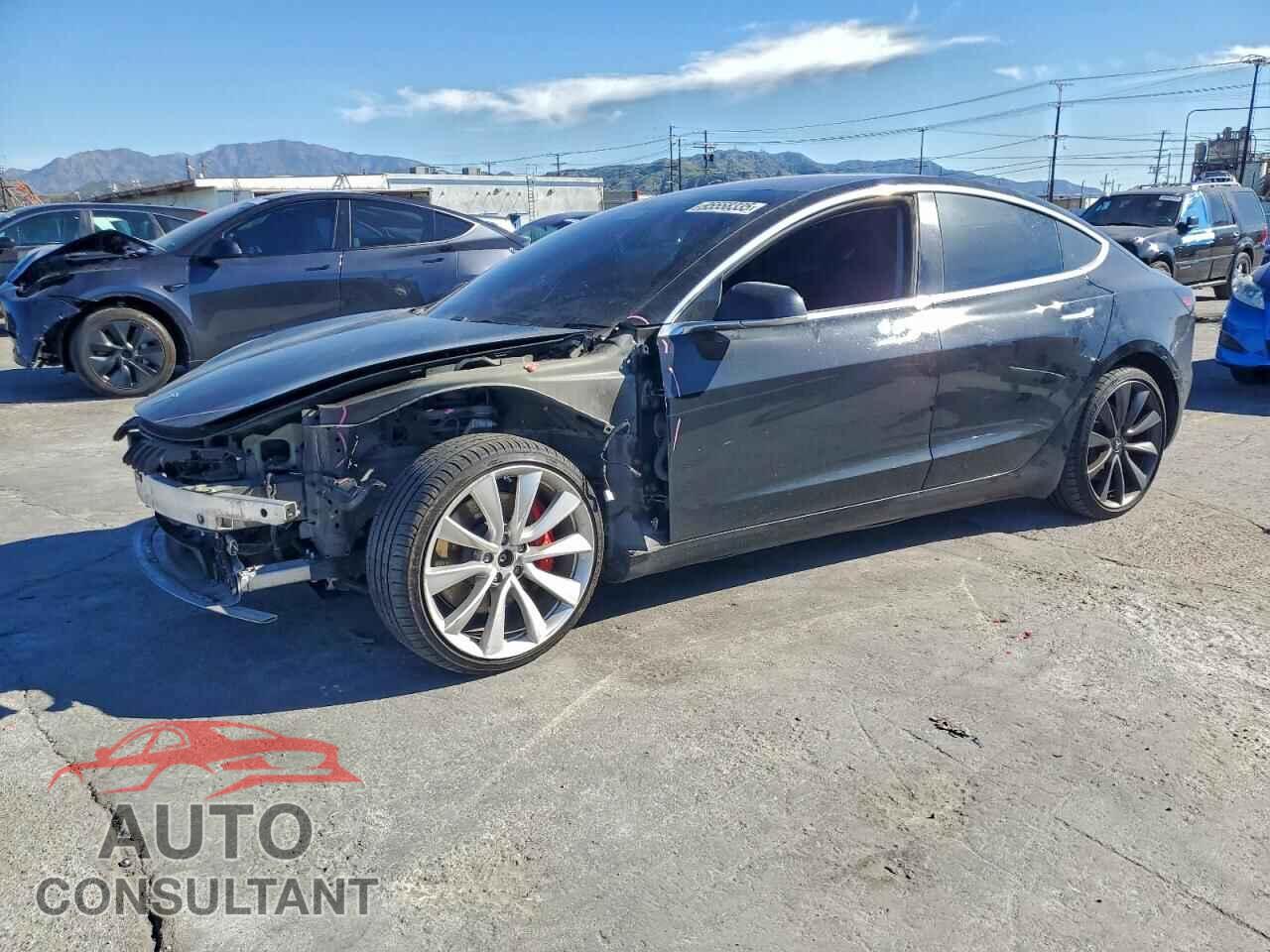 TESLA MODEL 3 2018 - 5YJ3E1EB5JF180948