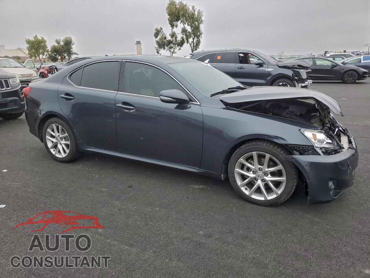 LEXUS IS 2011 - JTHBF5C29B5150789