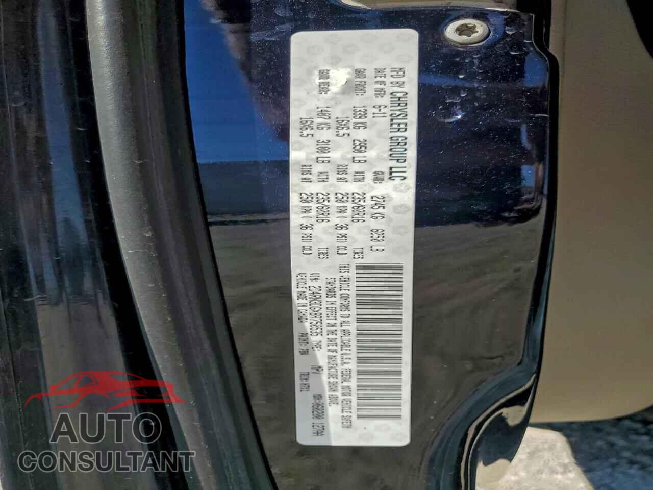 DODGE CARAVAN 2011 - 2D4RN3DGXBR750535