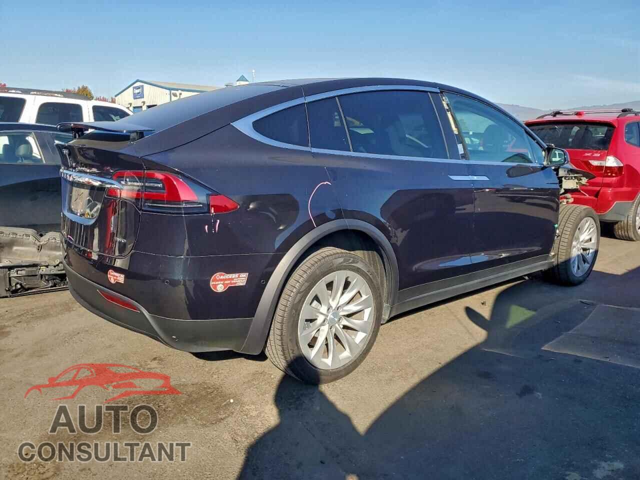 TESLA MODEL X 2017 - 5YJXCAE27HF066726