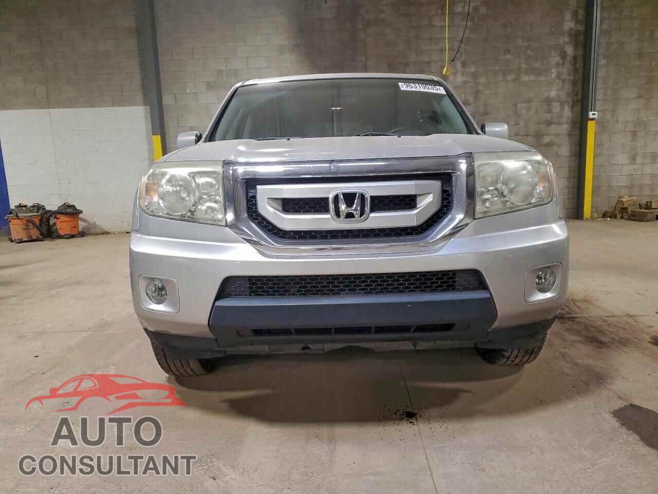 HONDA PILOT 2011 - 5FNYF4H47BB075217