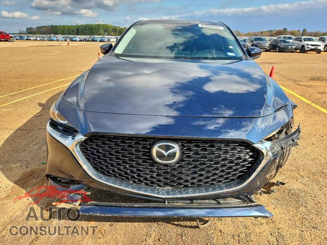 MAZDA 3 2023 - 3MZBPACM6PM365070