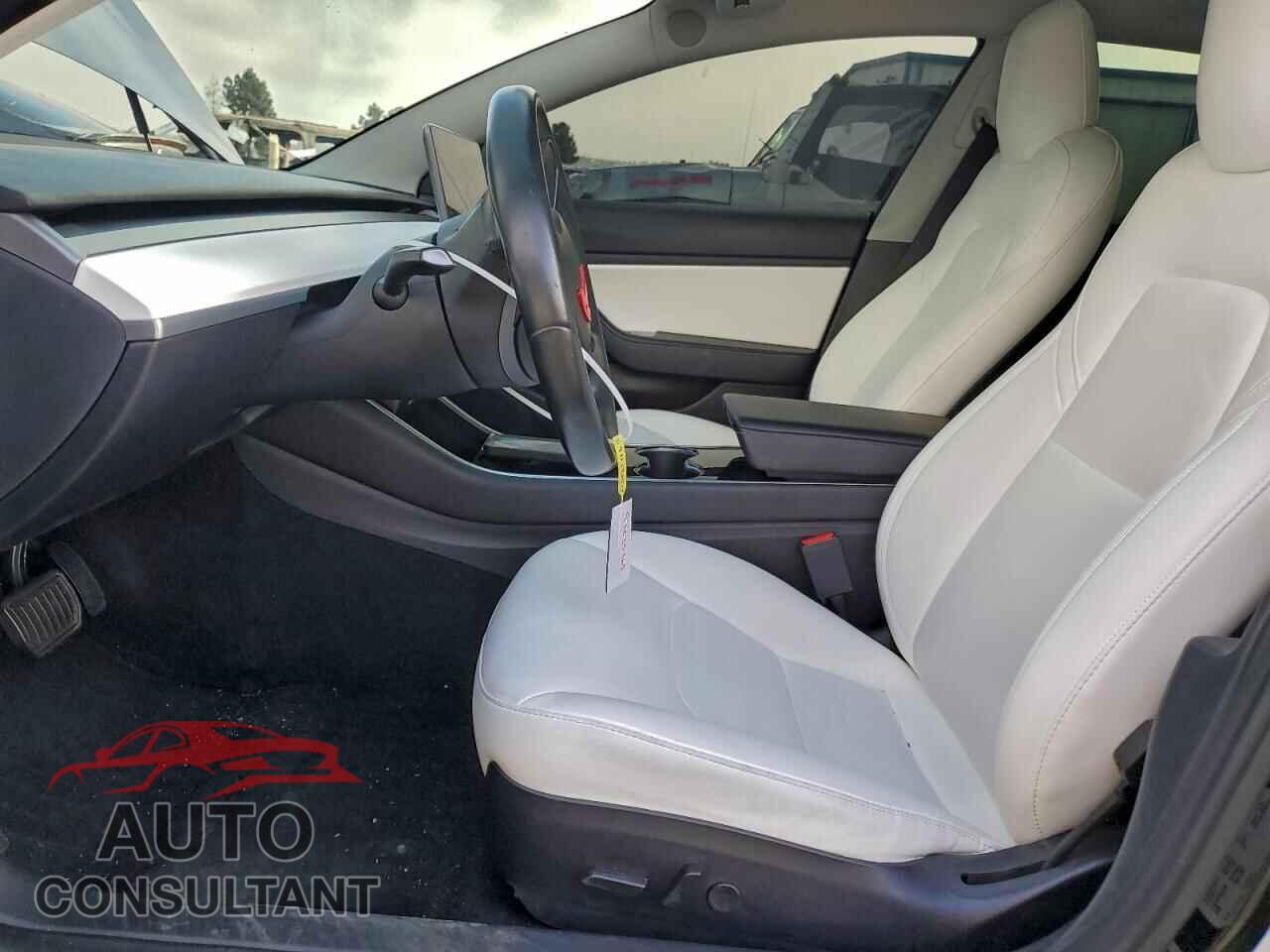 TESLA MODEL 3 2018 - 5YJ3E1EA8JF166498
