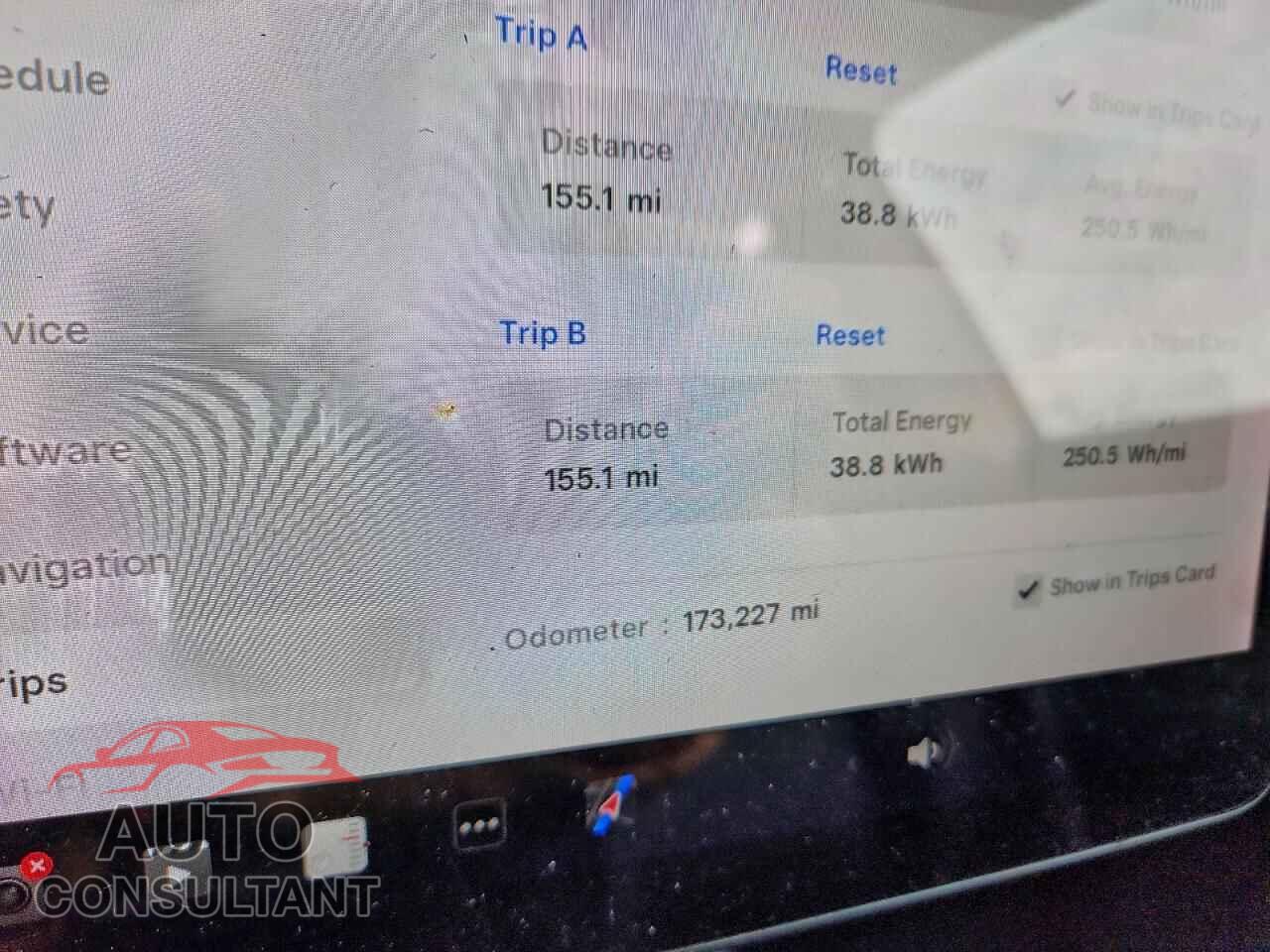 TESLA MODEL Y 2021 - 5YJYGDED9MF107007