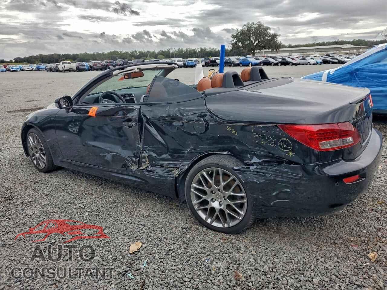 LEXUS IS 2011 - JTHFE2C28B2506105