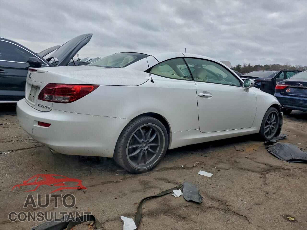 LEXUS IS 2013 - JTHFF2C27D2527916