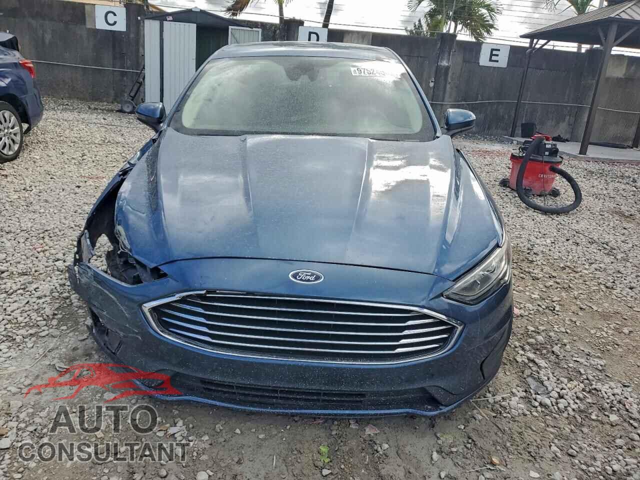 FORD FUSION 2019 - 3FA6P0LUXKR106954