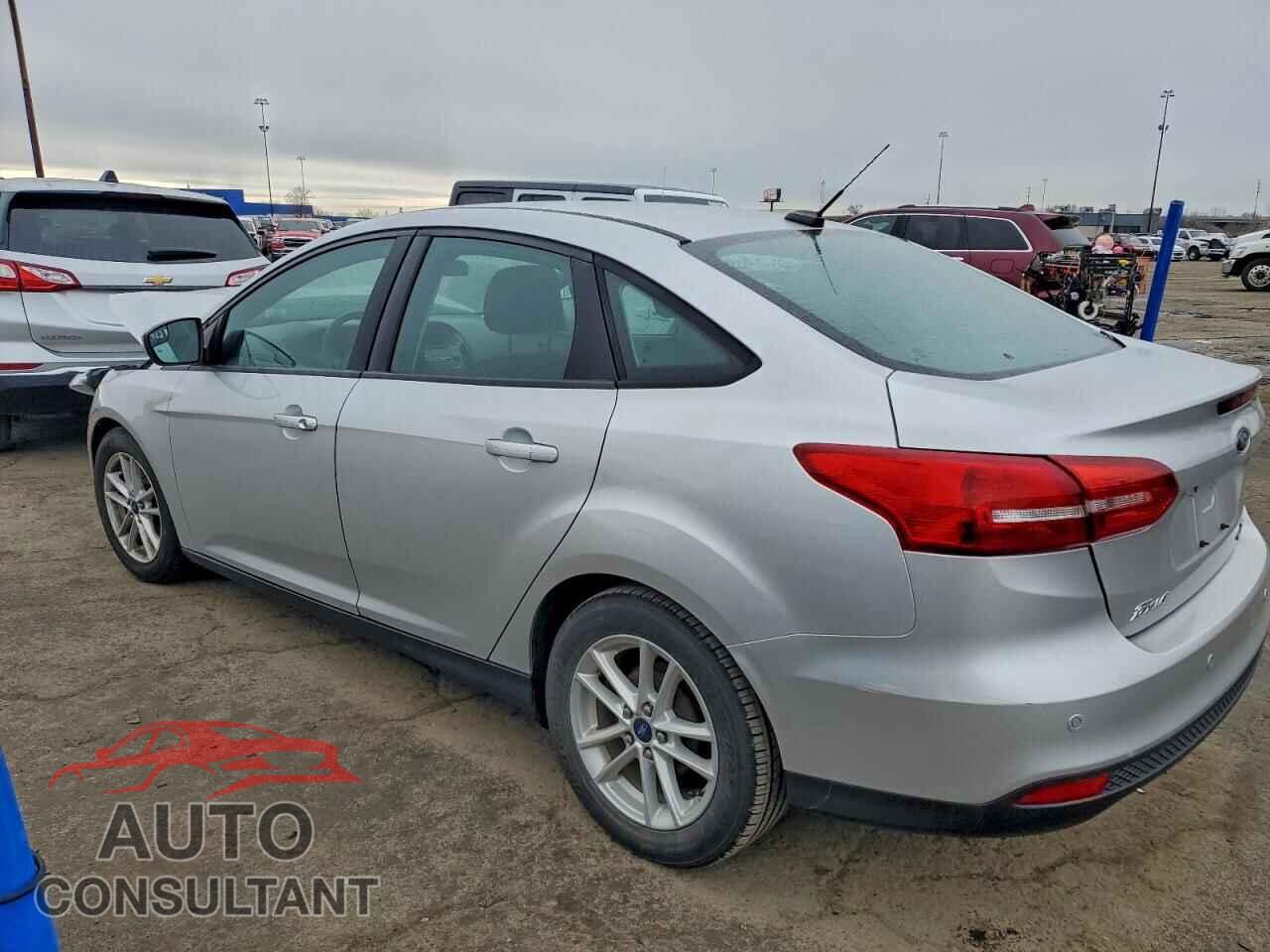 FORD FOCUS 2015 - 1FADP3F27FL280634