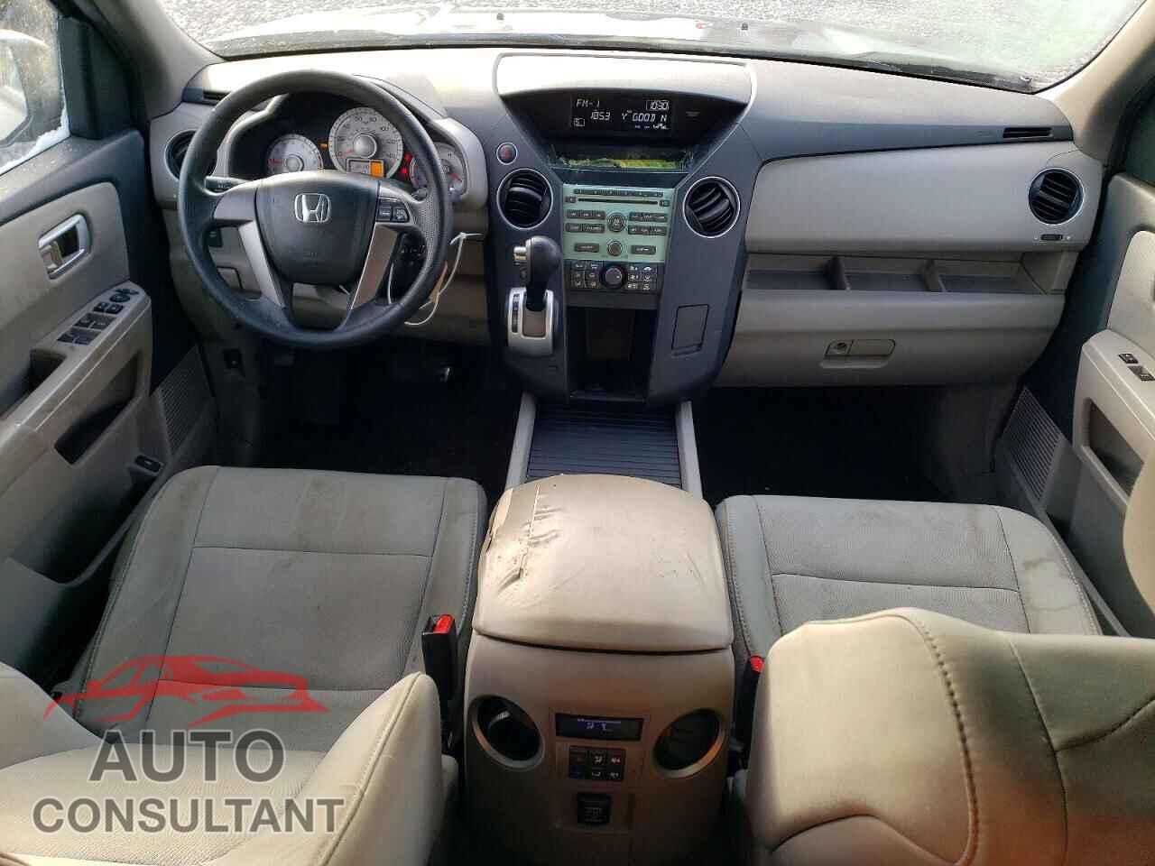 HONDA PILOT 2011 - 5FNYF3H2XBB054810