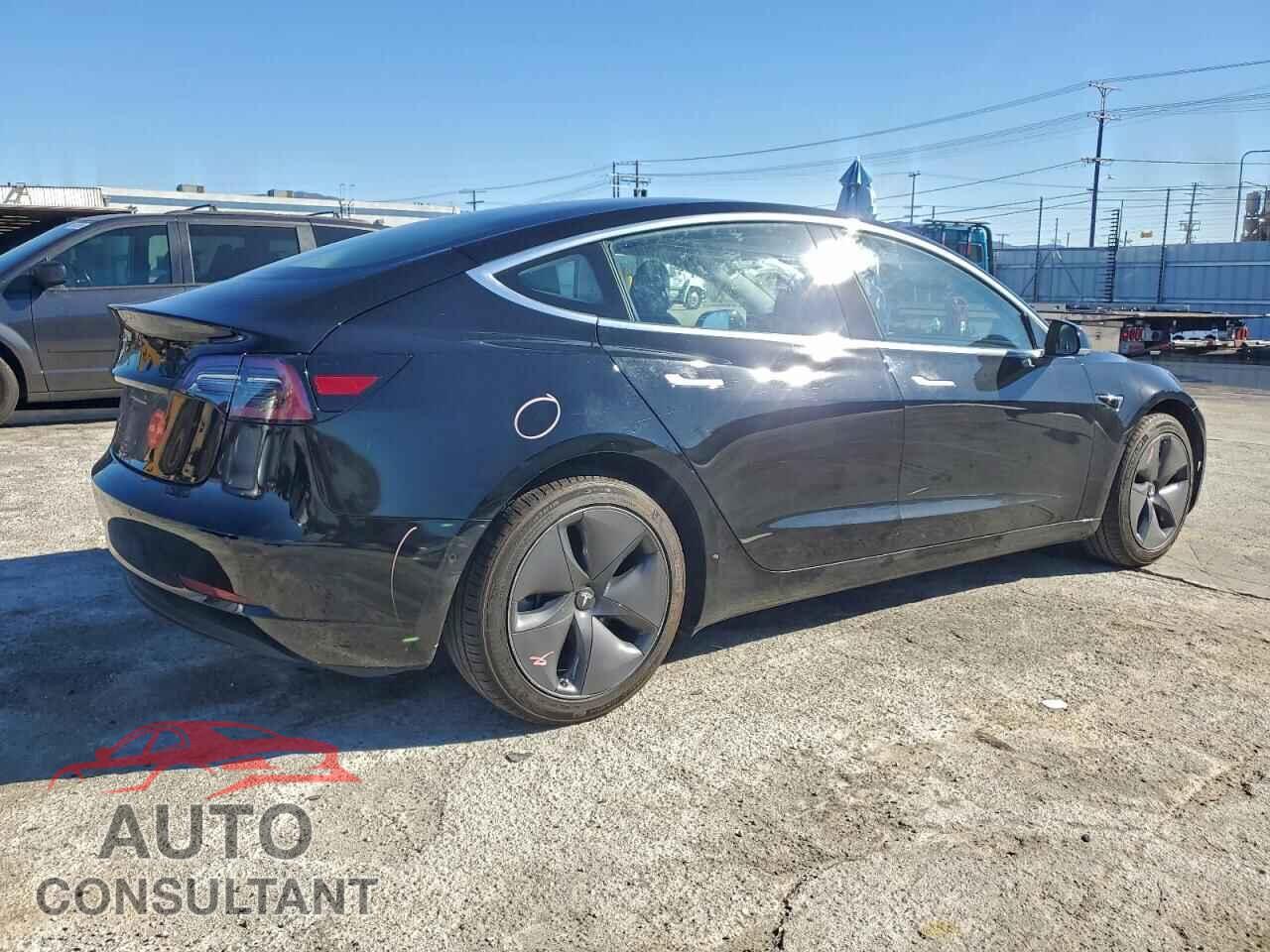 TESLA MODEL 3 2018 - 5YJ3E1EA1JF056960