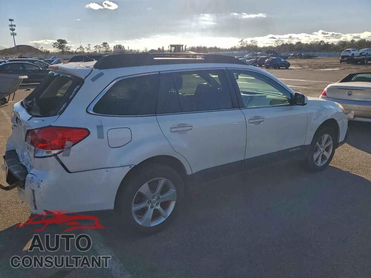 SUBARU OUTBACK 2014 - 4S4BRBLC8E3326646
