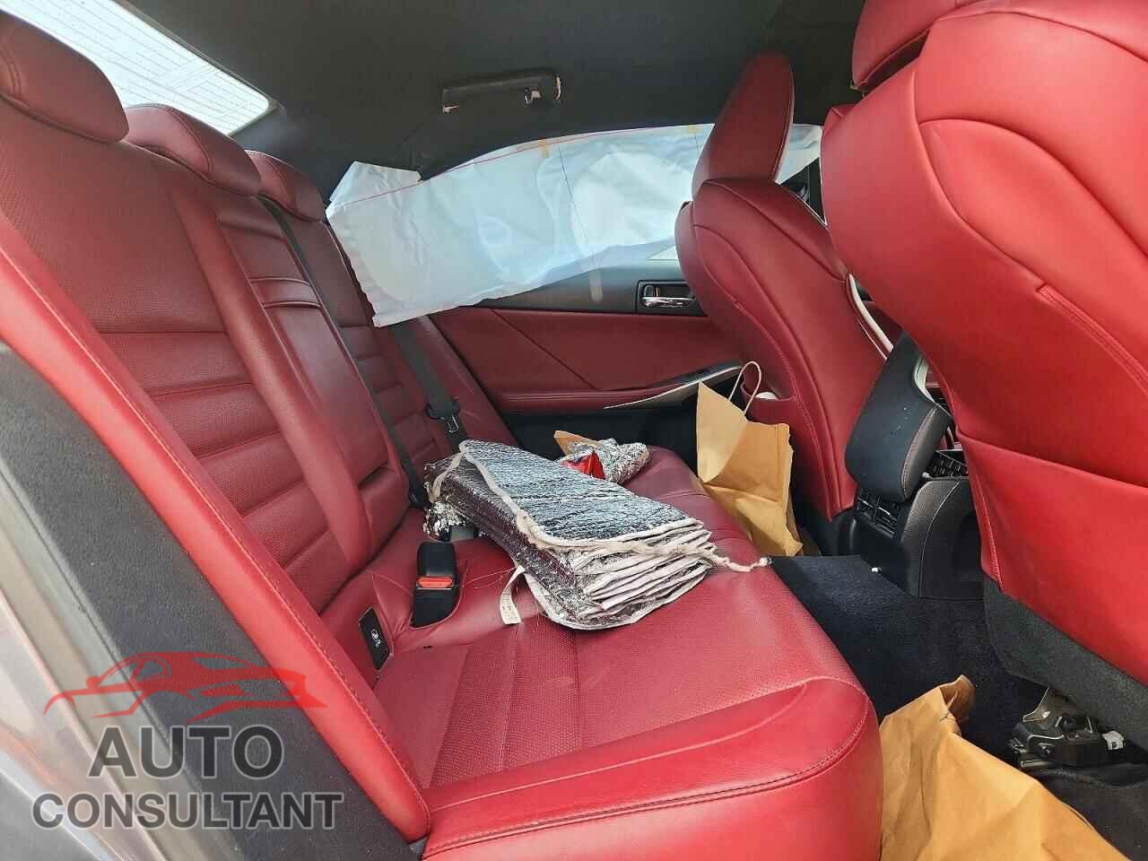 LEXUS IS 2014 - JTHBF1D22E5019327