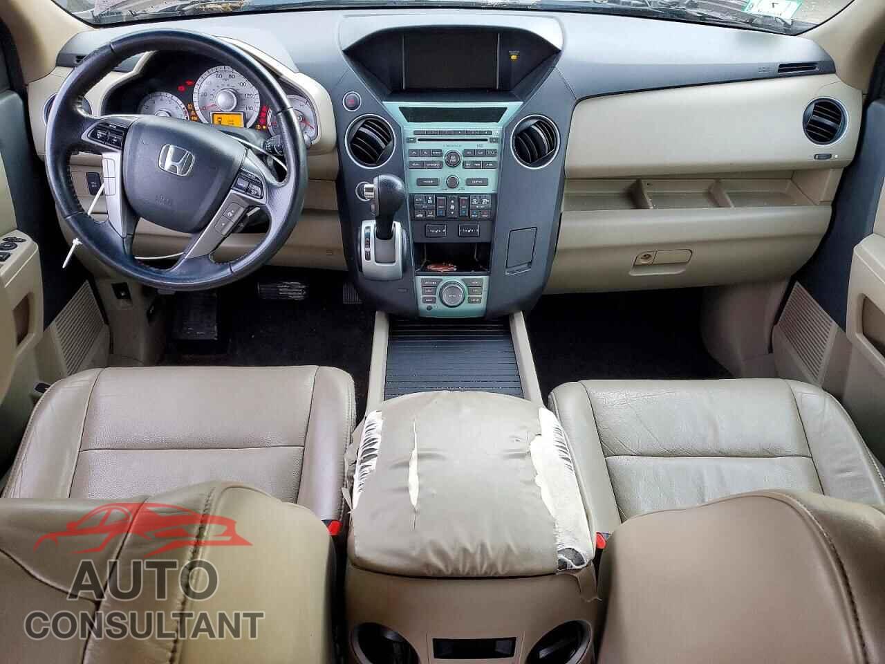 HONDA PILOT 2011 - 5FNYF4H75BB020761