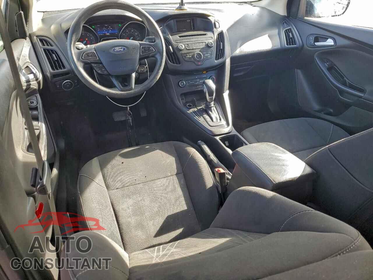 FORD FOCUS 2017 - 1FADP3K27HL217932