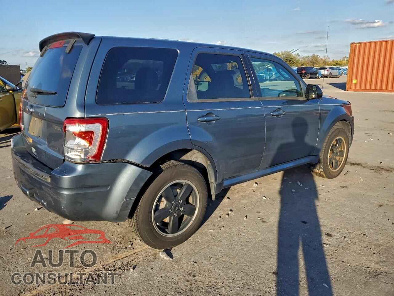 FORD ESCAPE 2011 - 1FMCU0D73BKA79045