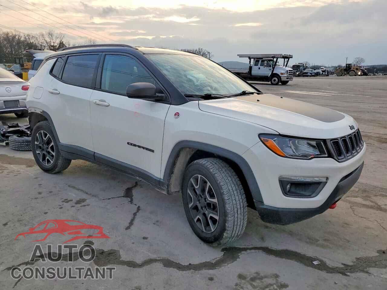 JEEP COMPASS 2019 - 3C4NJDDB5KT688119