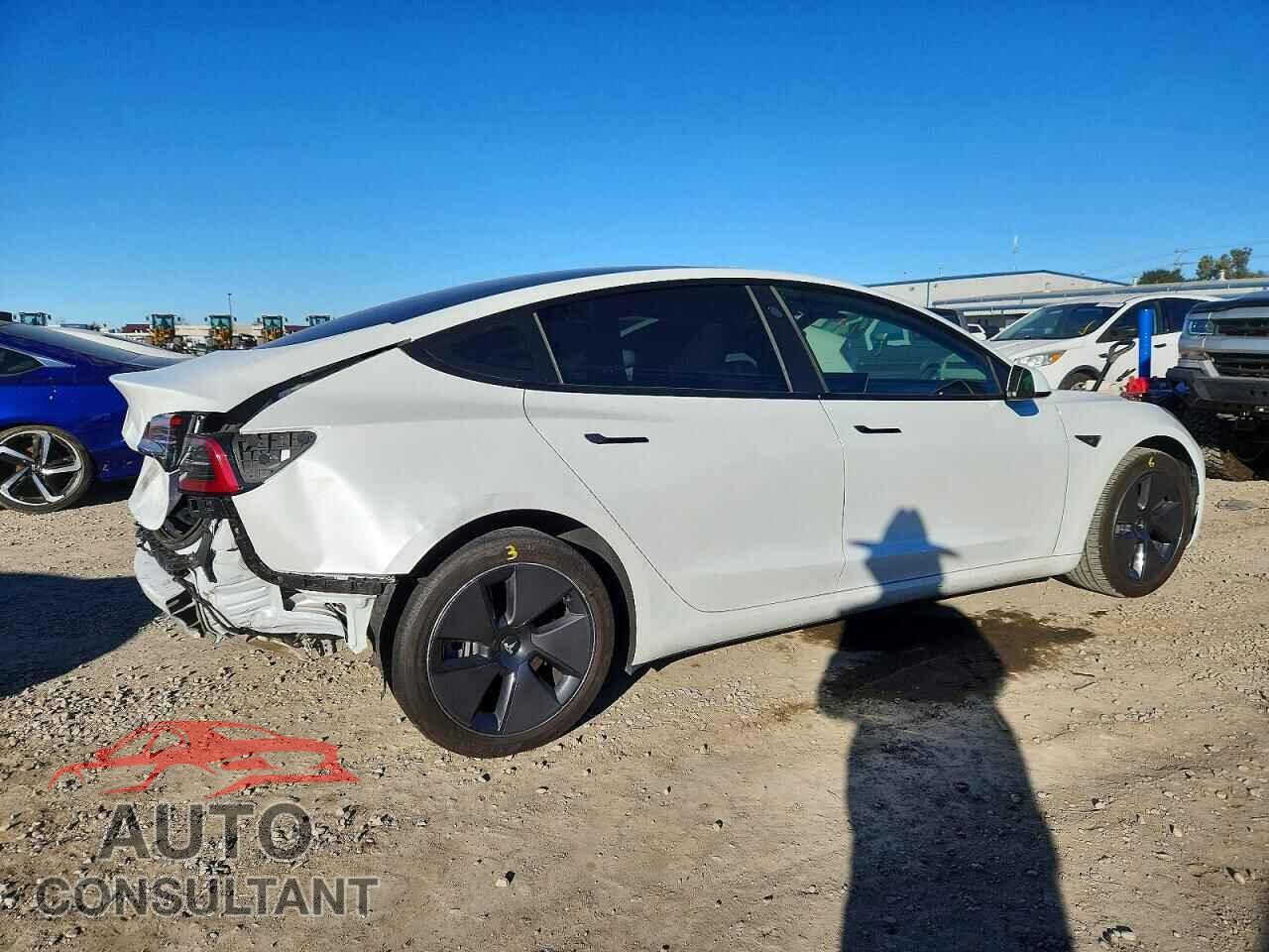TESLA MODEL 3 2023 - 5YJ3E1EA7PF599738