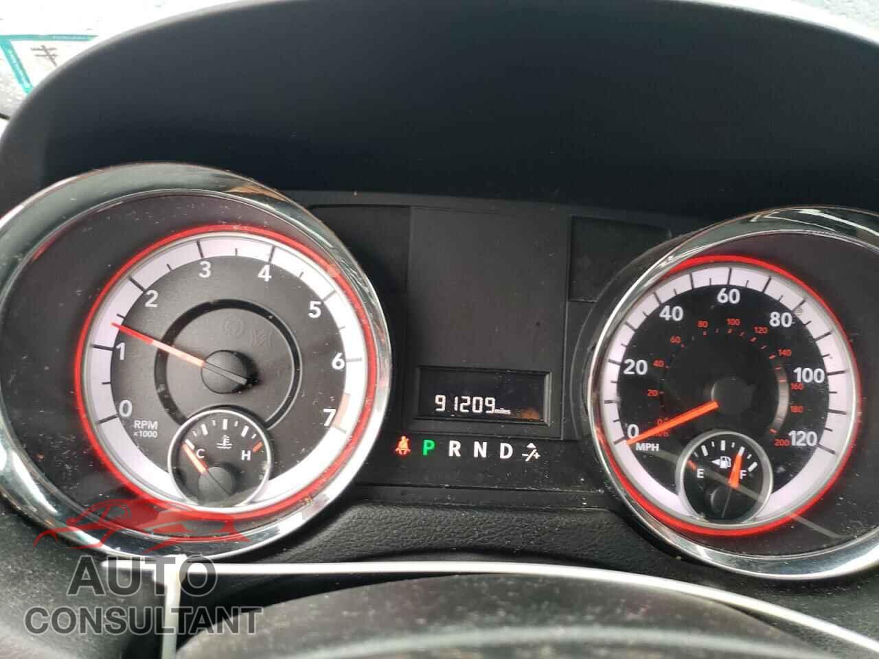DODGE CARAVAN 2013 - 2C4RDGBG4DR790011