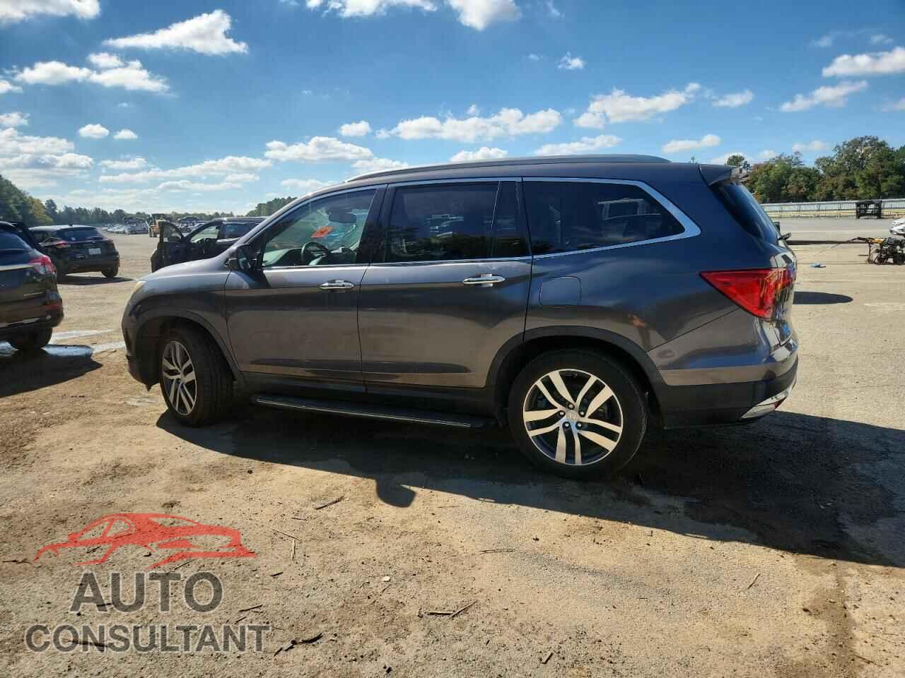 HONDA PILOT 2017 - 5FNYF5H95HB016337