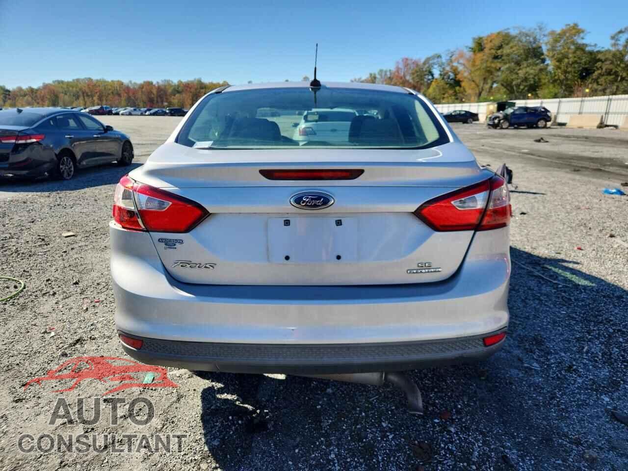 FORD FOCUS 2014 - 1FADP3F28EL403047
