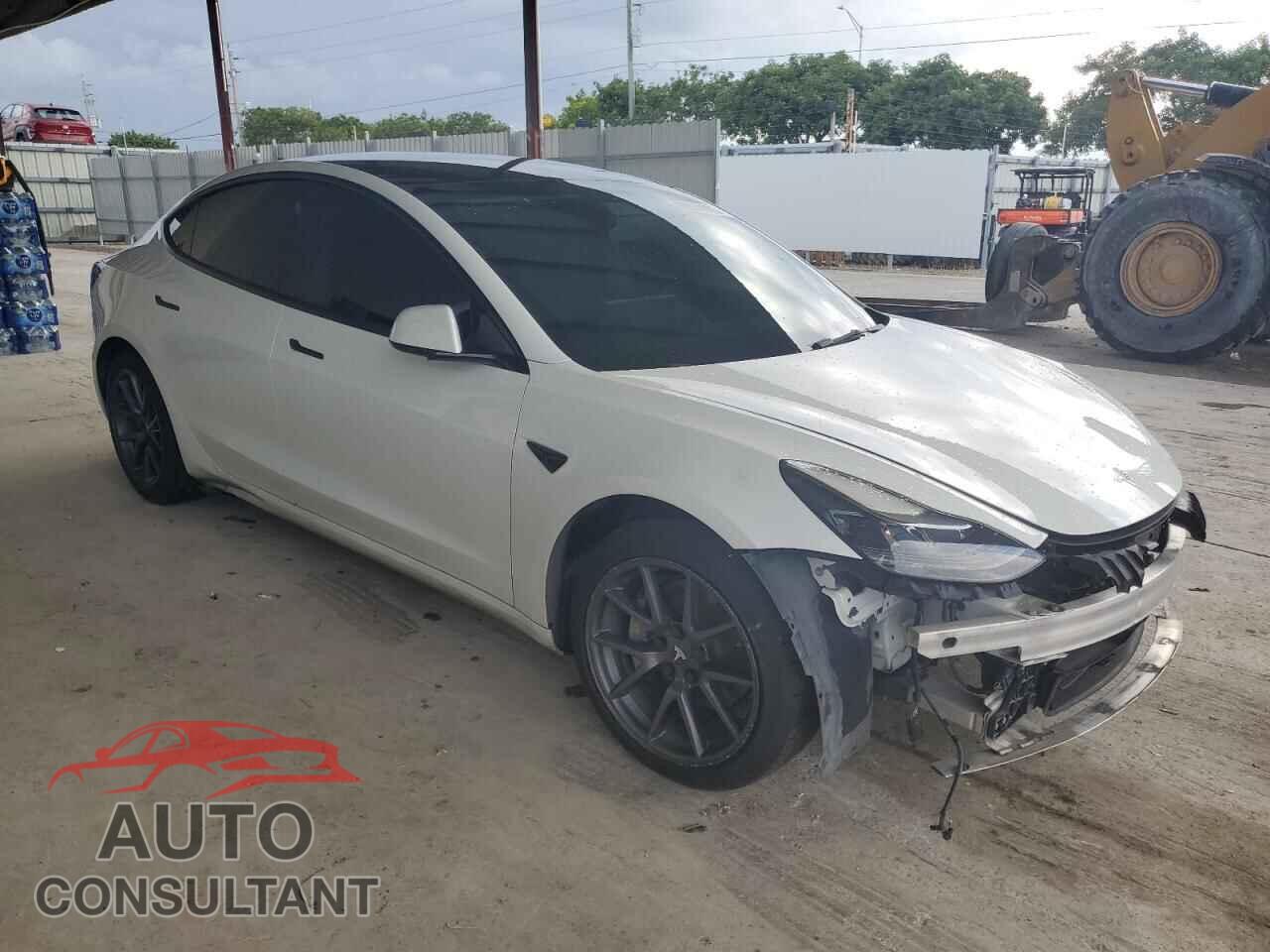 TESLA MODEL 3 2021 - 5YJ3E1EA8MF098417