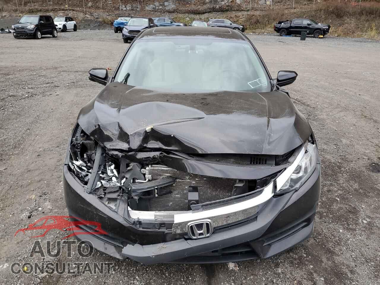 HONDA CIVIC 2017 - 19XFC2F76HE216004
