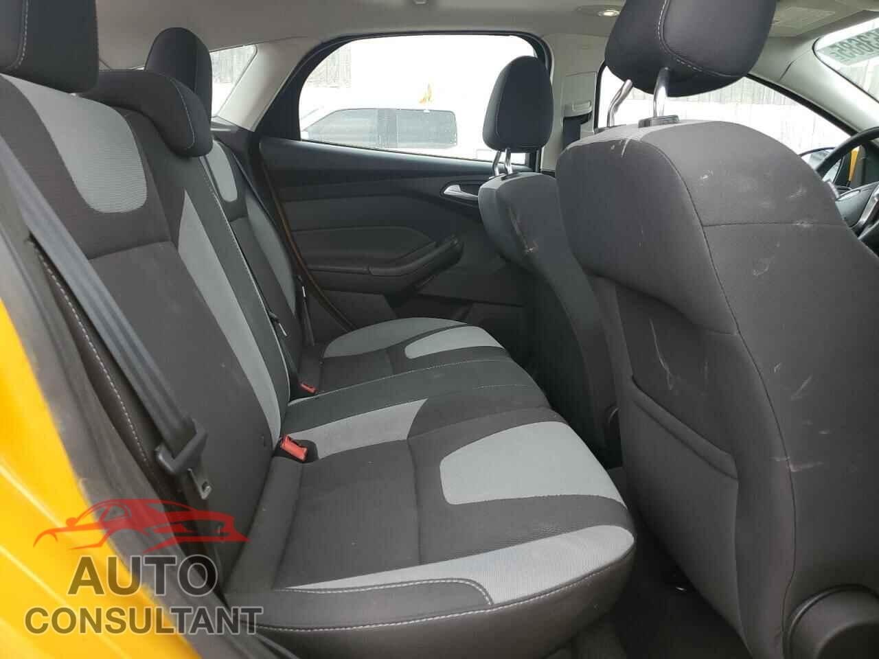FORD FOCUS 2012 - 1FAHP3K23CL217968