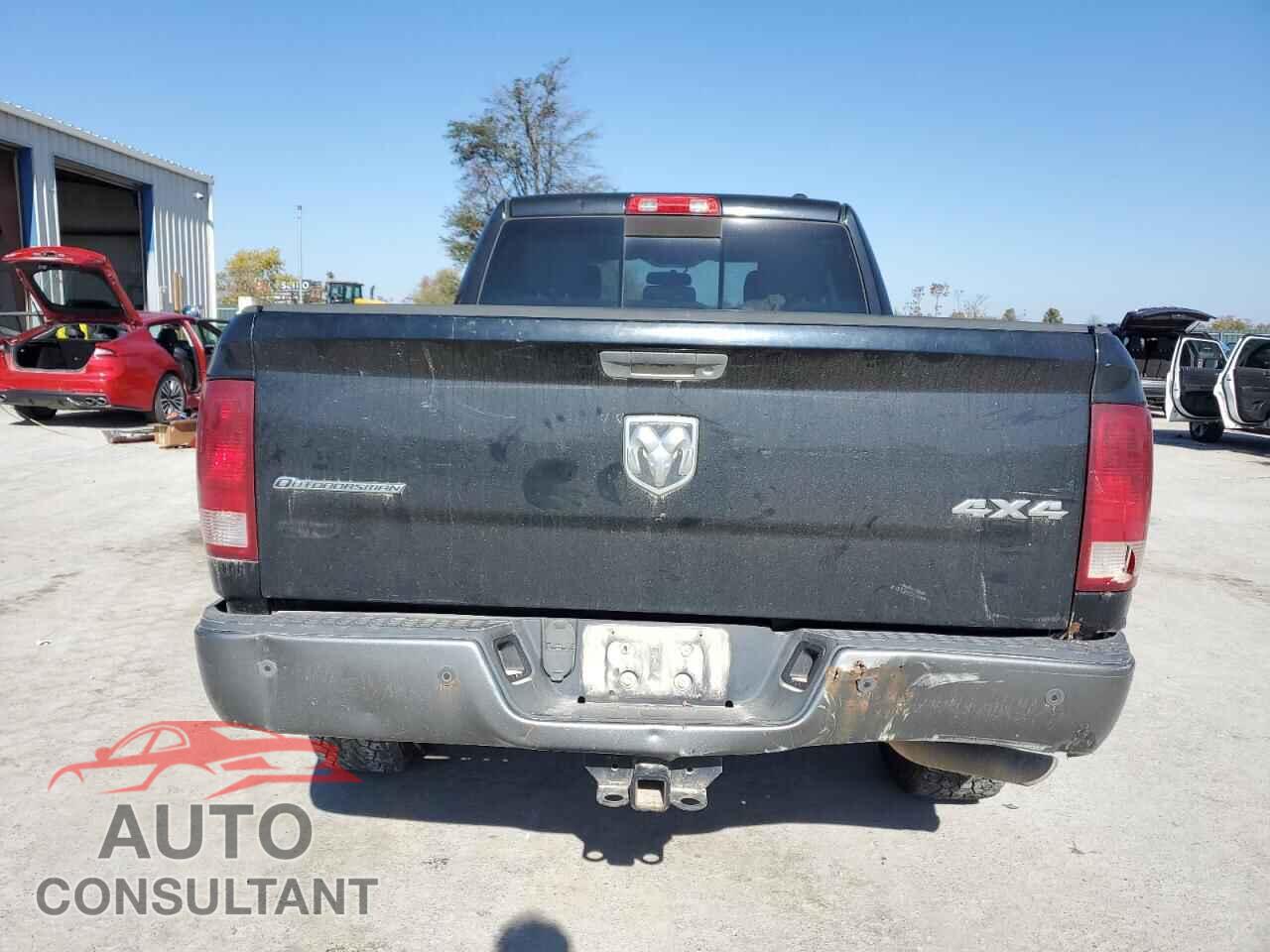 DODGE RAM 1500 2012 - 1C6RD7GT0CS187535