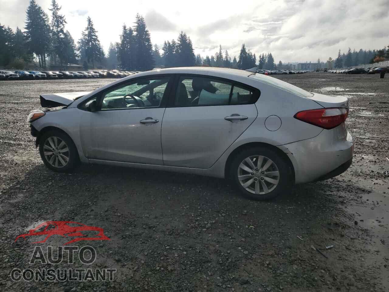 KIA FORTE 2016 - KNAFX4A65G5604122