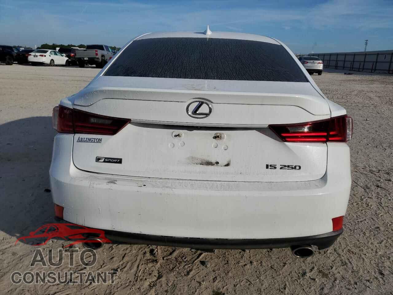 LEXUS IS 2015 - JTHBF1D29F5069479