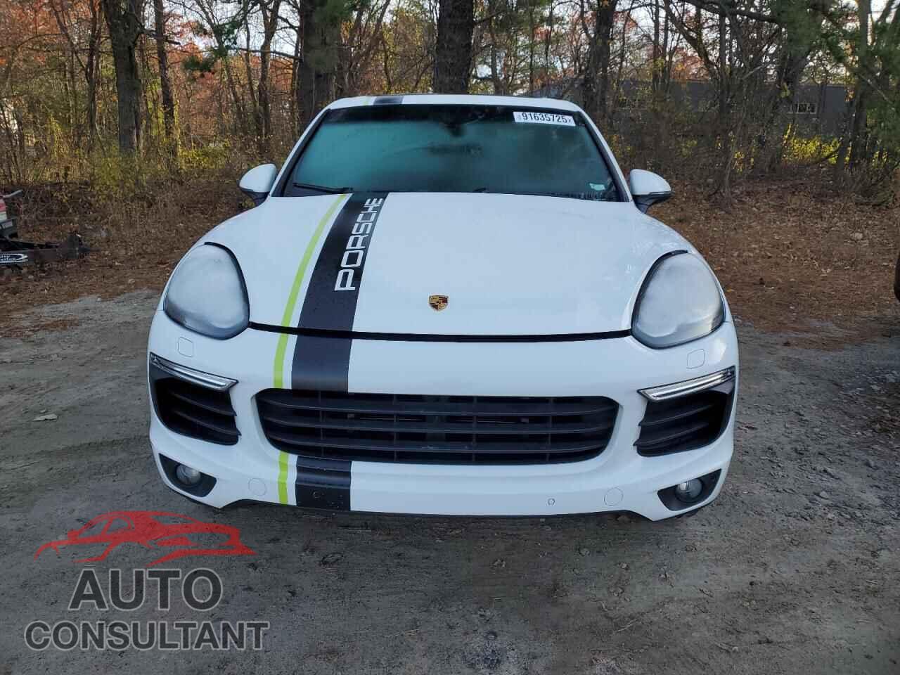 PORSCHE CAYENNE 2017 - WP1AE2A29HLA72504