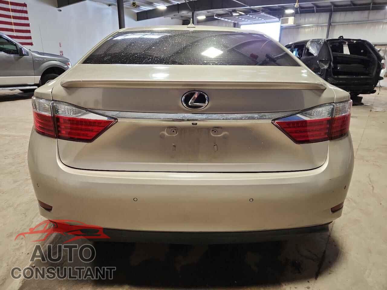 LEXUS ES300 2014 - JTHBW1GG2E2041854