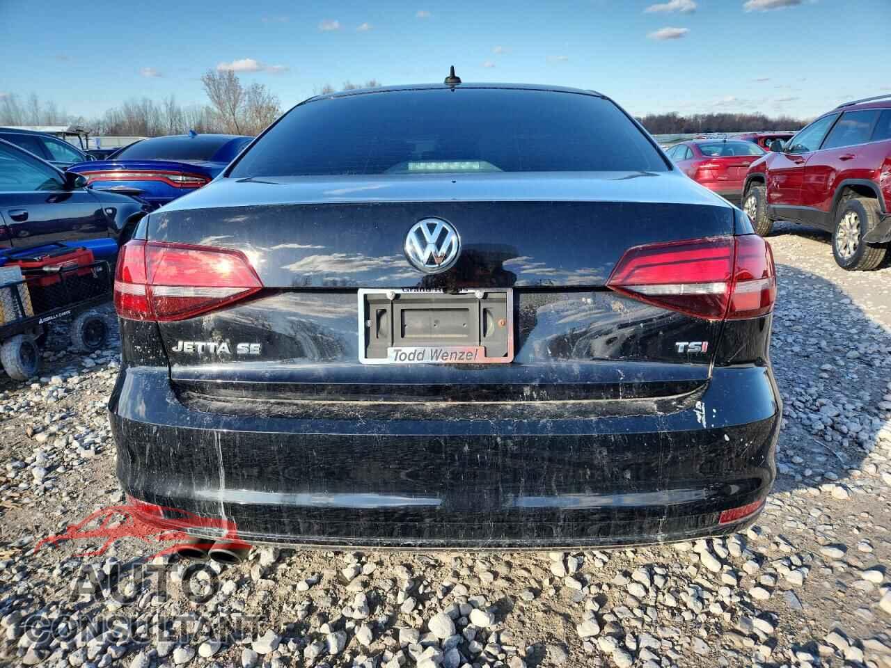 VOLKSWAGEN JETTA 2017 - 3VWDB7AJ1HM399941