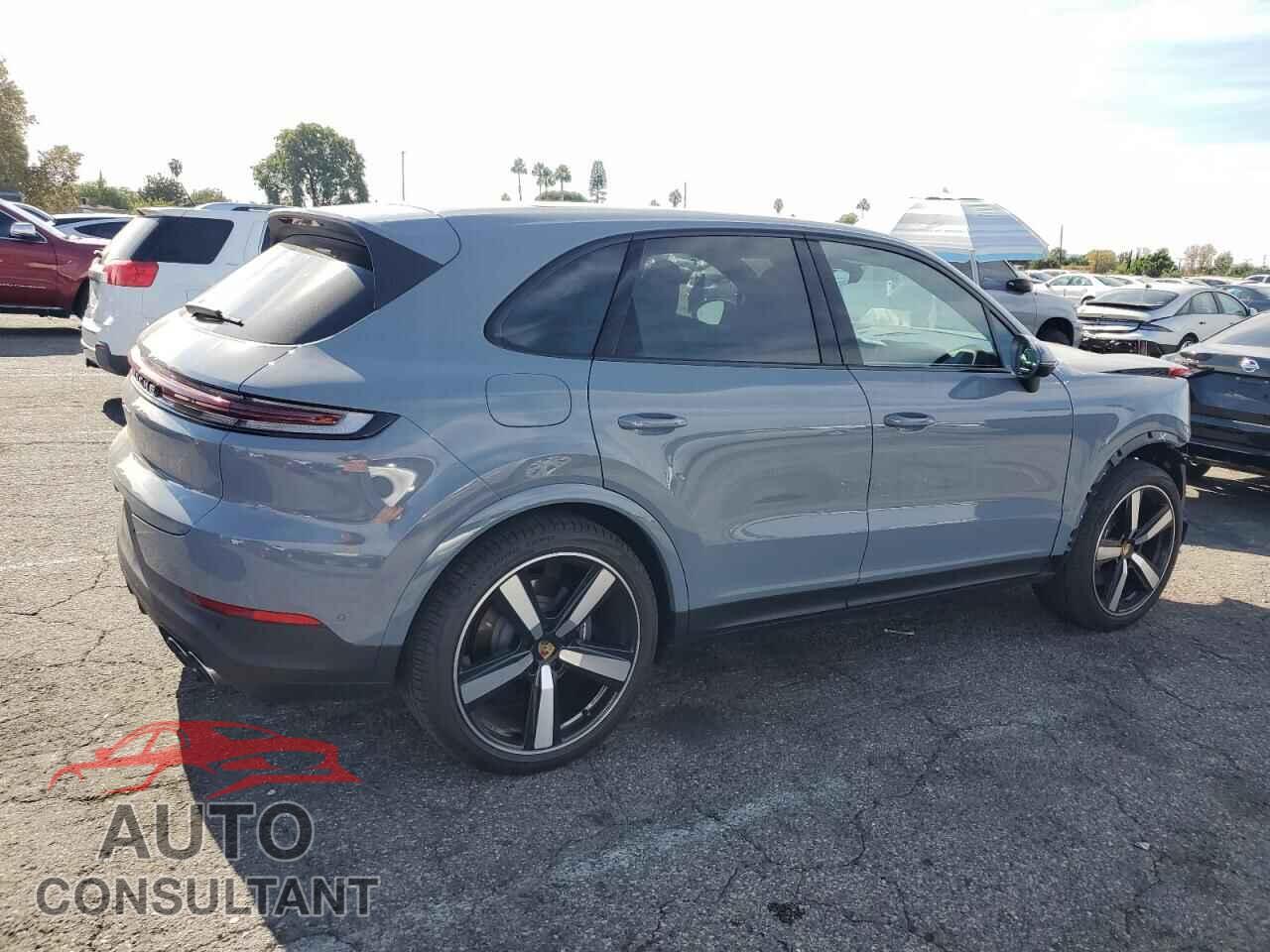 PORSCHE CAYENNE 2024 - WP1AA2AY2RDA07098