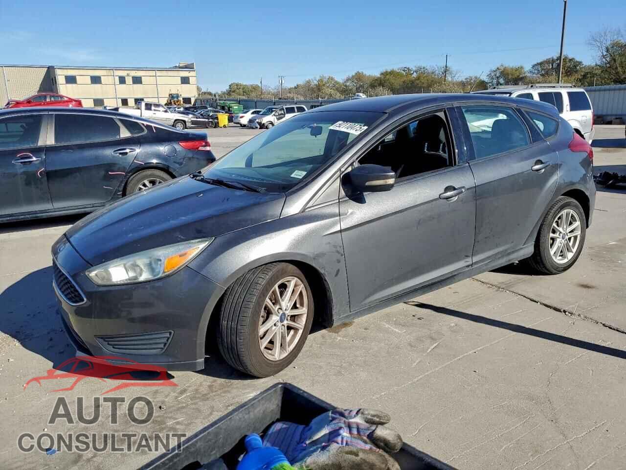 FORD FOCUS 2017 - 1FADP3K29HL216197