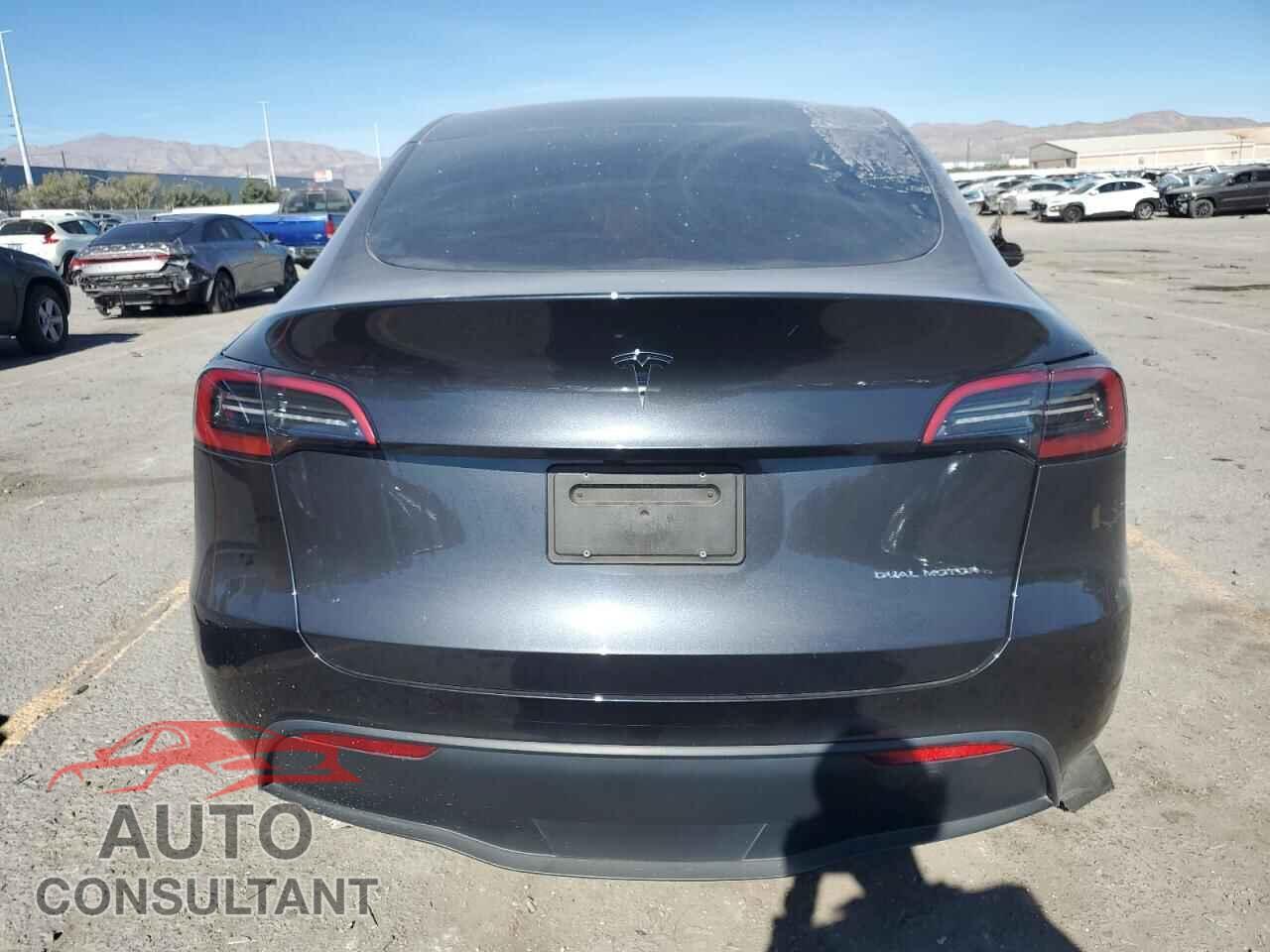 TESLA MODEL Y 2024 - 7SAYGDEEXRF063523