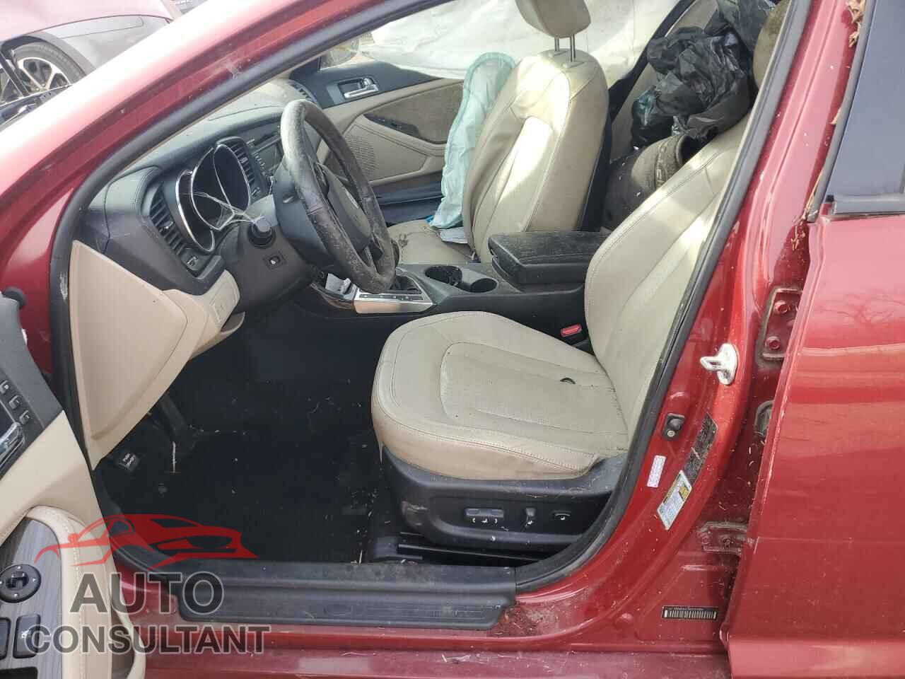 KIA OPTIMA 2011 - KNAGN4A79B5124094