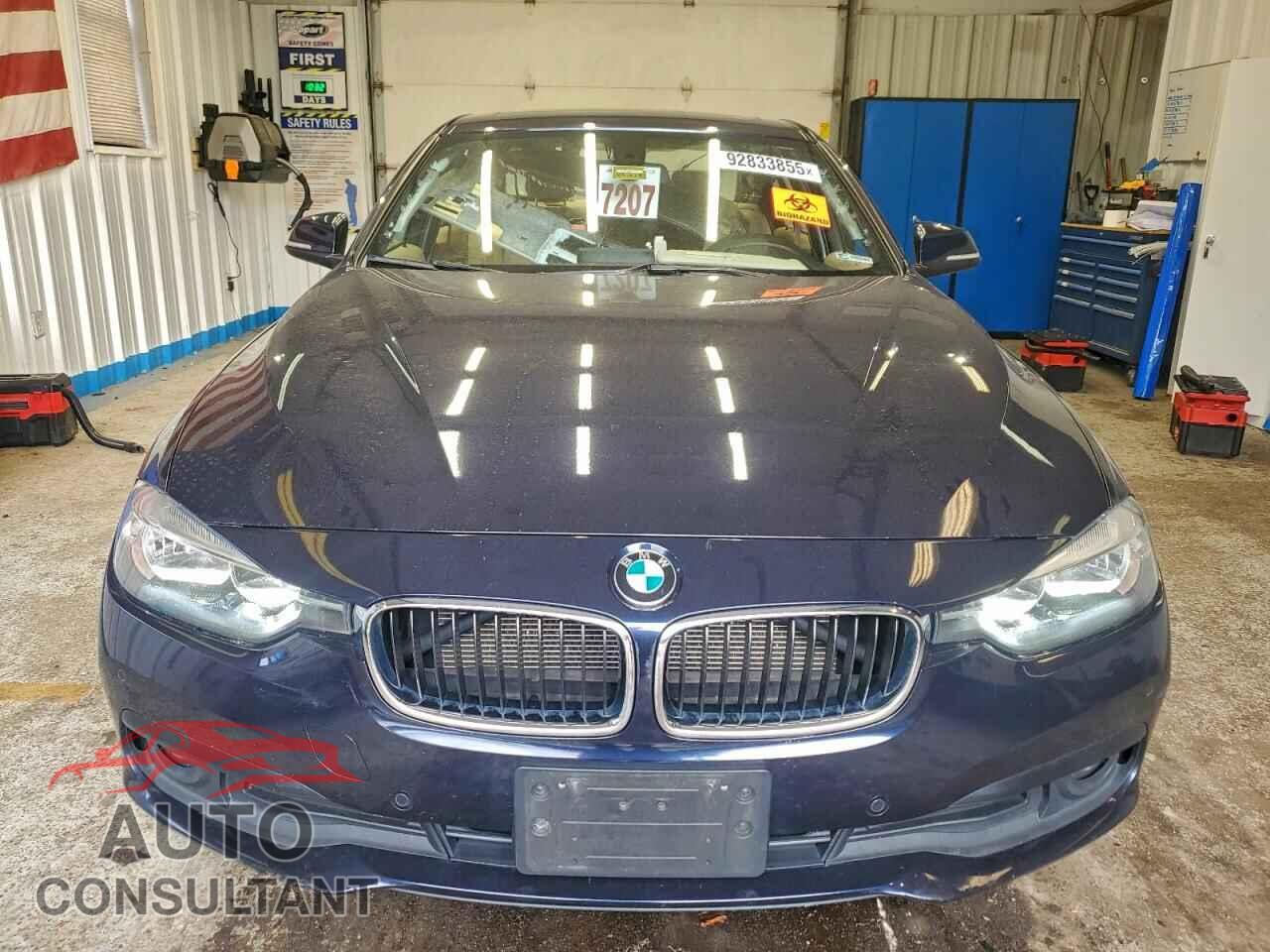 BMW 3 SERIES 2016 - WBA8E5G55GNU21371