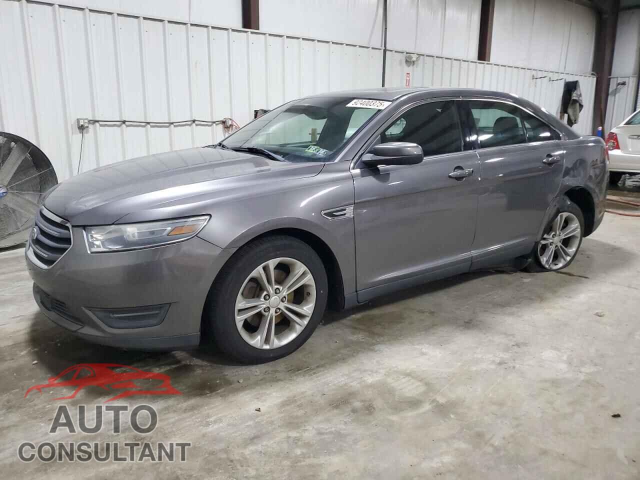 FORD TAURUS 2013 - 1FAHP2E80DG107352